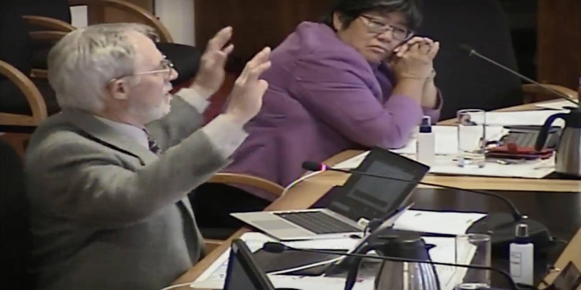 Councillor Geoff Young gesticulates before accusing fellow councillors of greenlighting a new tent city in Beacon Hill Park (Screenshot from City of Victoria livestream)