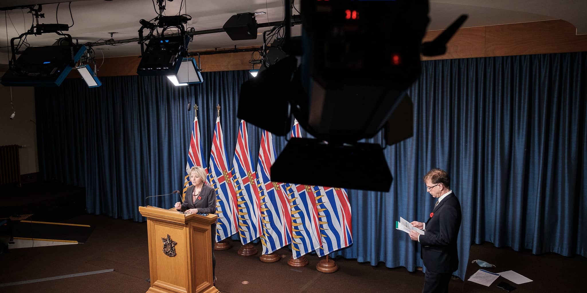 Health Minister Adrian Dix and Chief Provincial Health Officer Dr. Bonnie Henry provide an update on COVID-19 on November 9, 2020 (BC Ministry of Health).