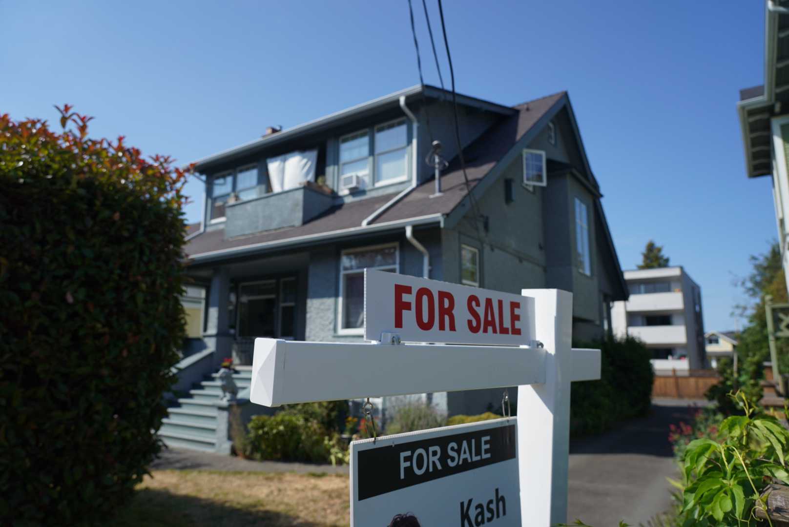 A townhouse for sale on Princess Avenue. Photo: Jimmy Thomson / Capital Daily
