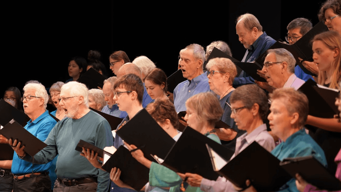Photo courtesy Voices in Motion Choirs.