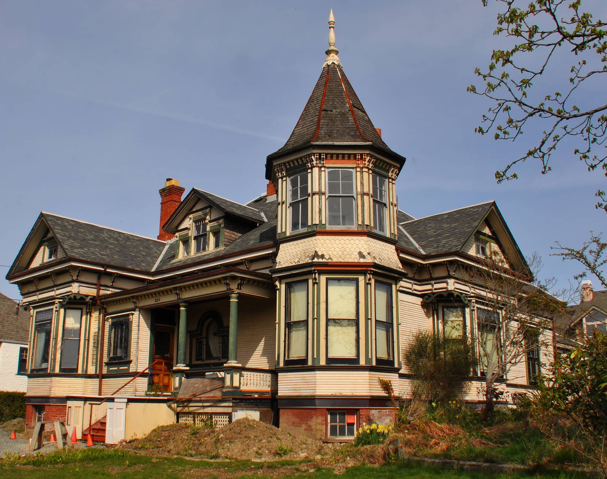 Lee's Robert Street house in Vic West. Photo: Lotus Johnson / Flickr